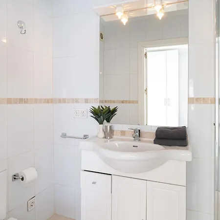 Apartment Finally Pbanus Sv *